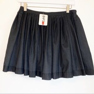 Twenty8twelve Pleated Black Miniskirt Size 6